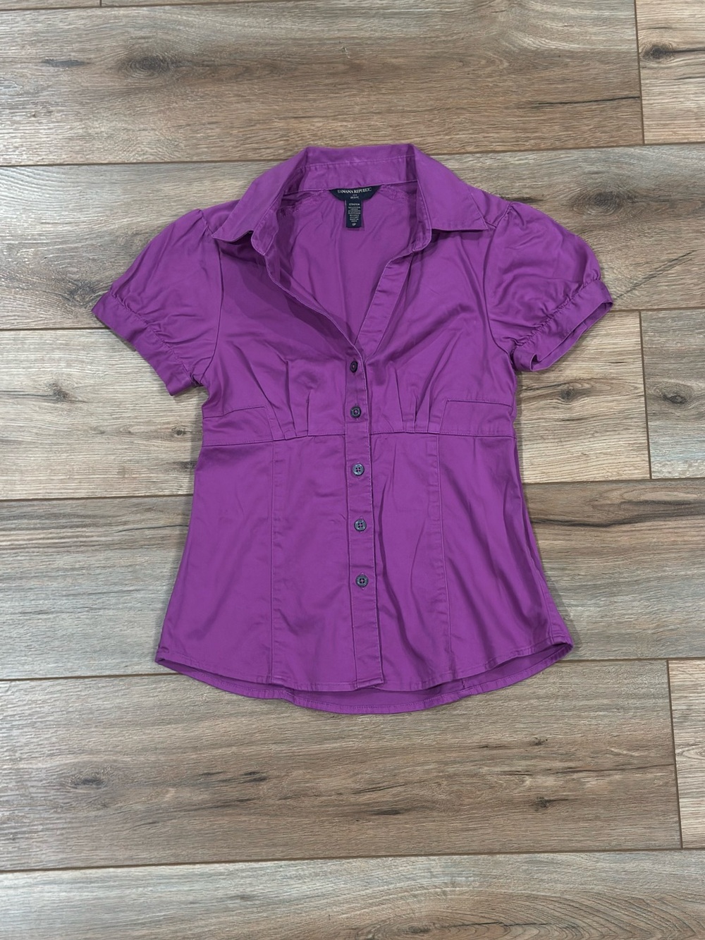 BANANA REPUBLIC Vintage Y2k Plum Purple Button Up Short Sleeve Blouse | Size 0P